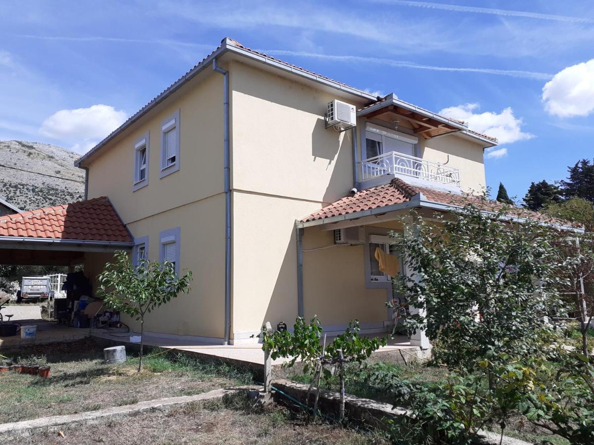 La Hacienda Dd Hotel Trebinje Kültér fotó